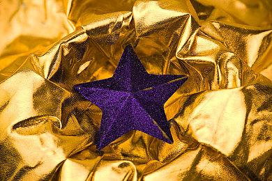 《劳拉与光之守护者》Switch移植版延期到2023年